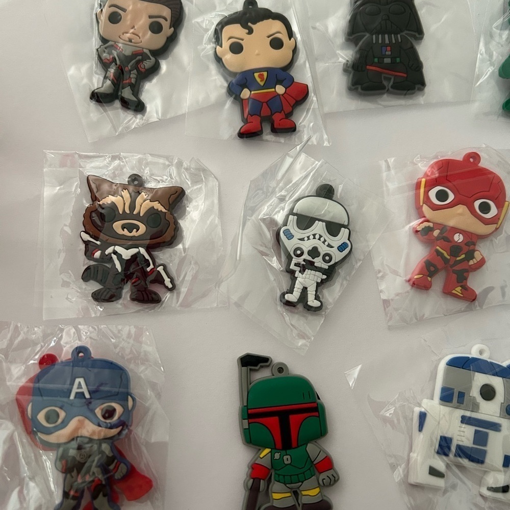 Party Favor 20 Magnets.  Stitch - Superheros - Starwars - Harry Potter - NEW